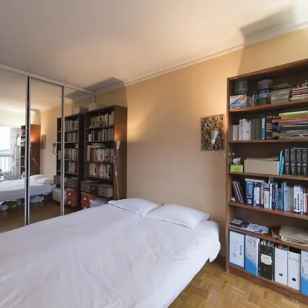 Veeve - Place De La Bastille Flat Apartment